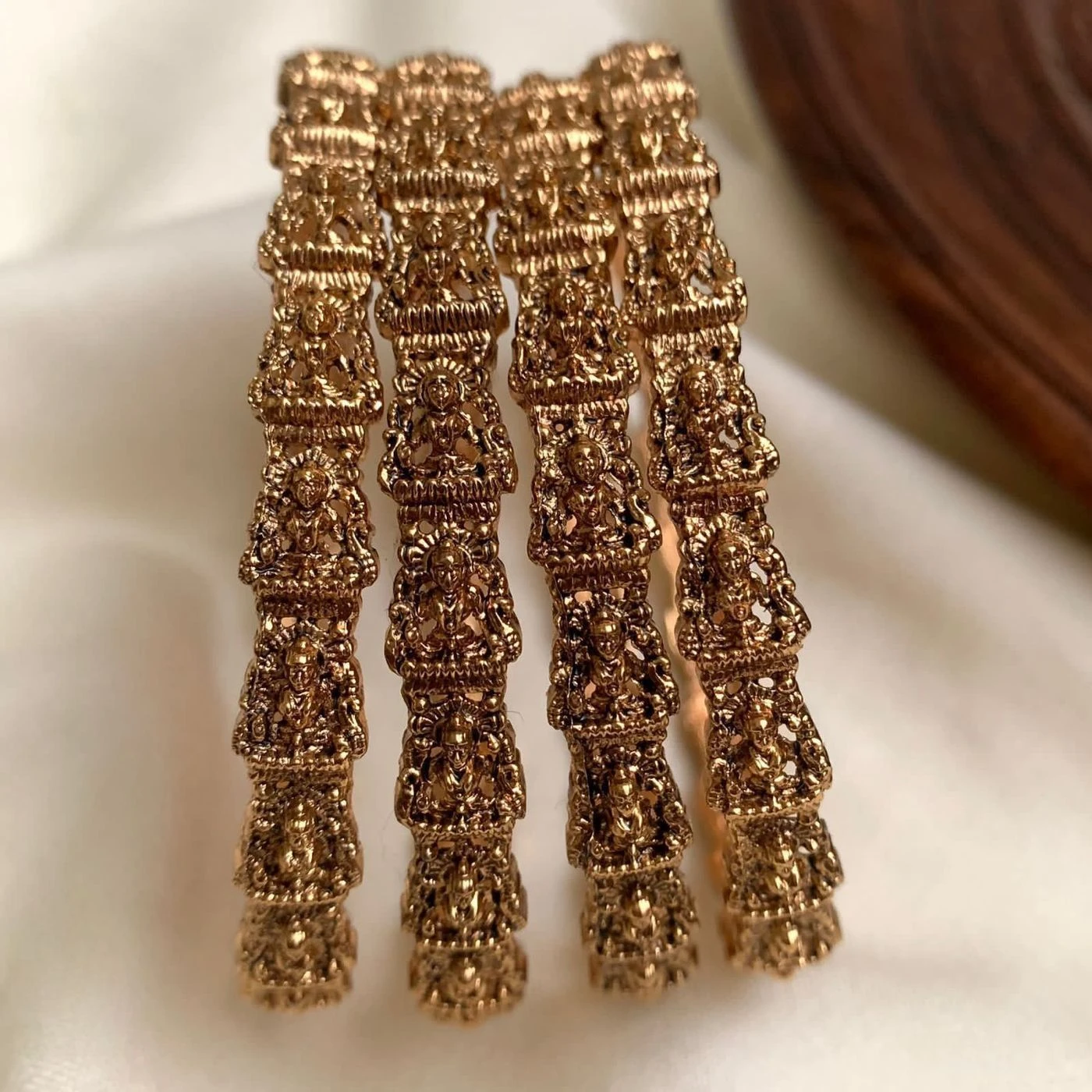 Lakshmi keattu bangle