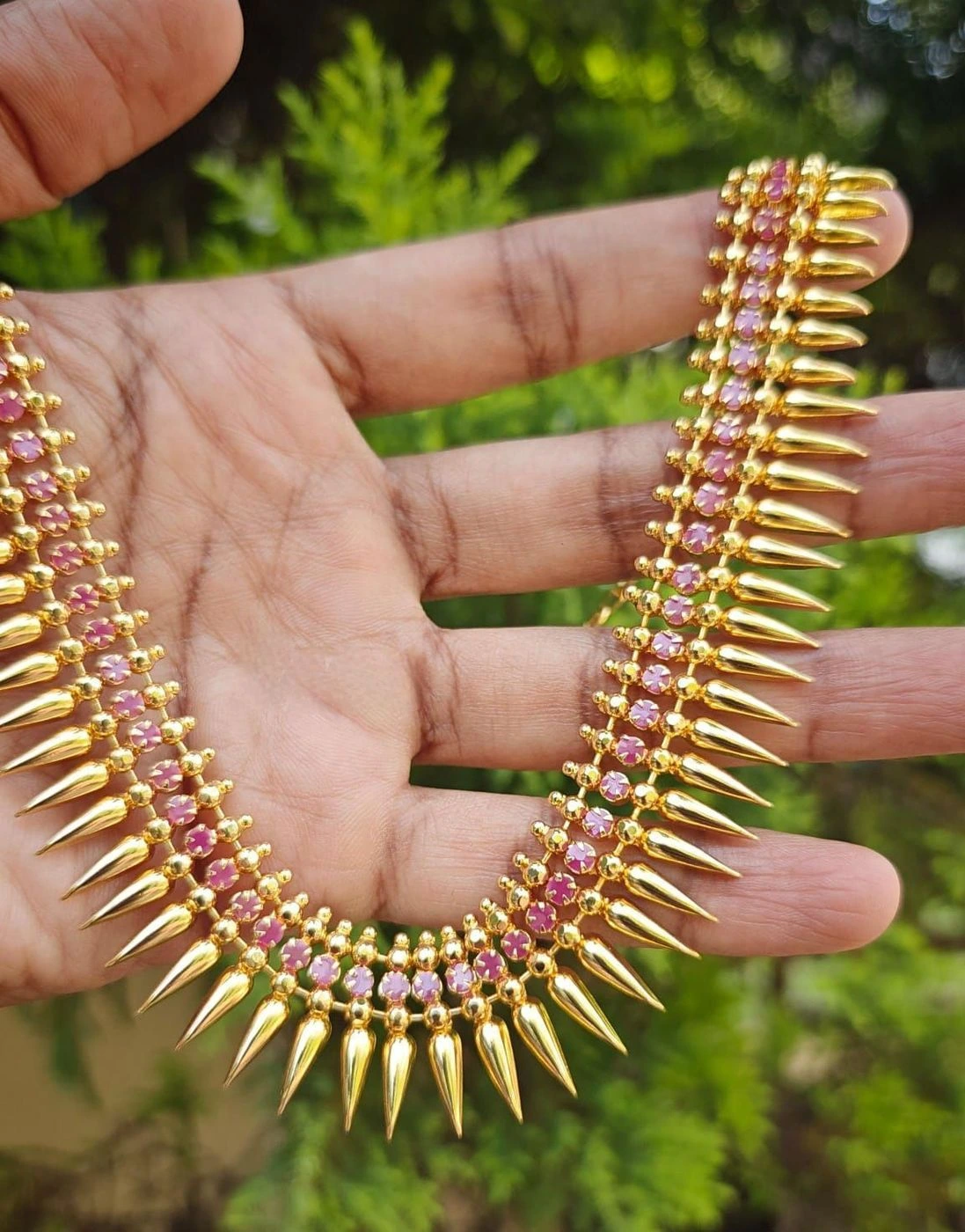 Mullamuttu mala ruby