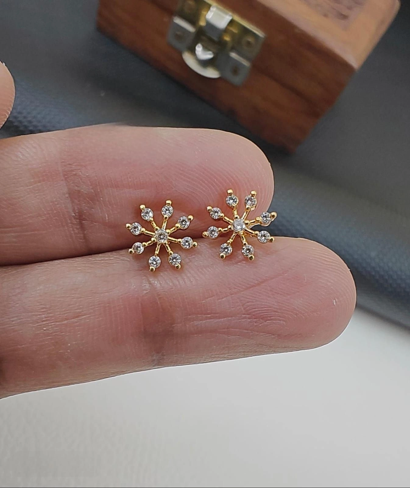 Diamond replica