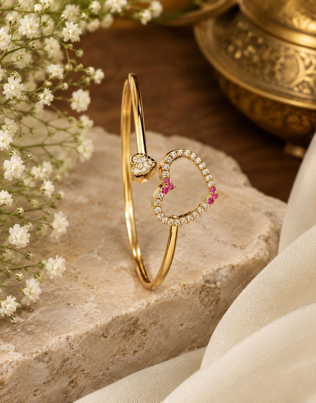 Adjustable love bangle