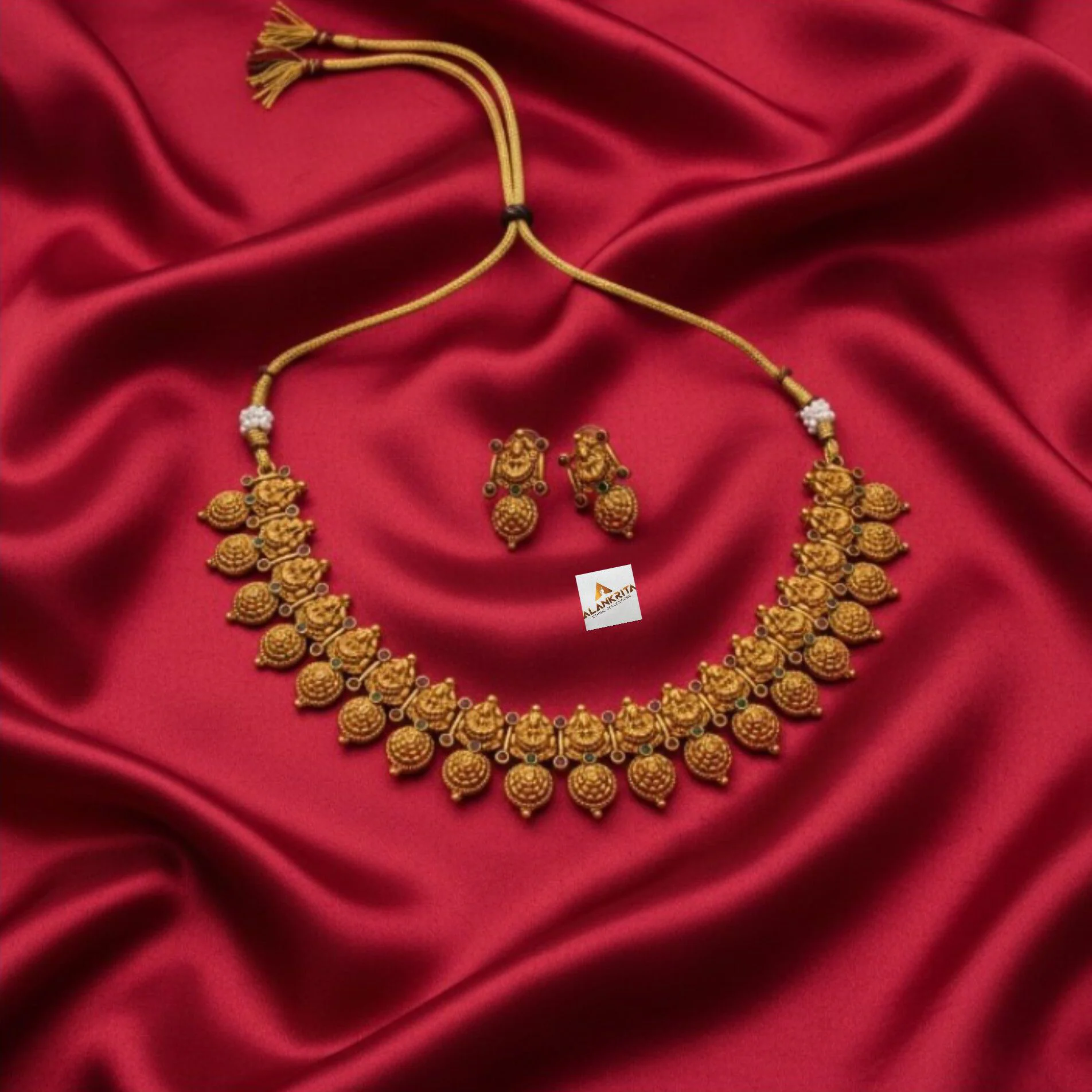 Antique jewellery