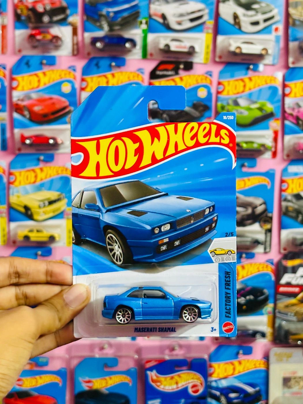 Hot Wheels Maserati shamal/ IMPORTED