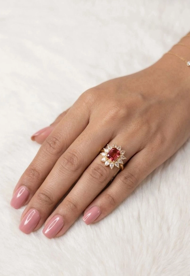 Cocktail-style finger ring 2
