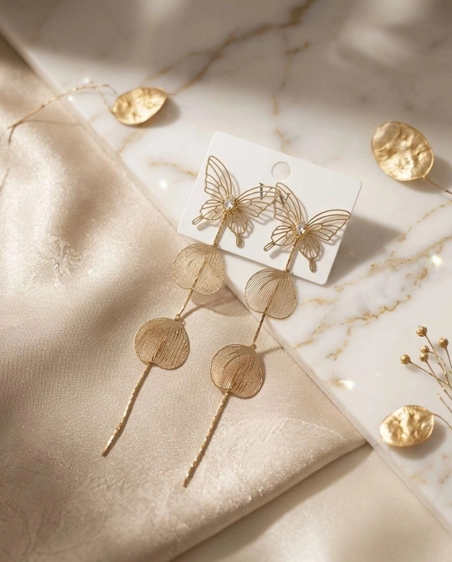 Gold-toned drop earrings 1