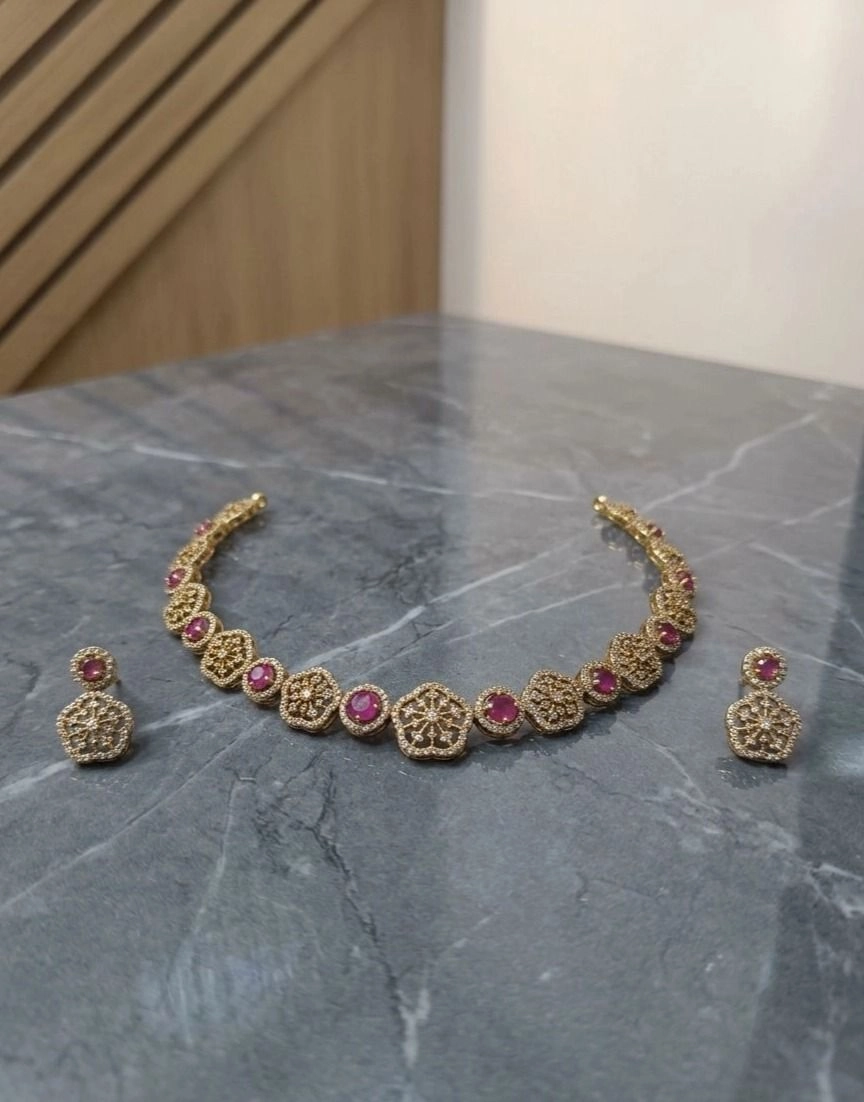 Handcrafted Polki choker