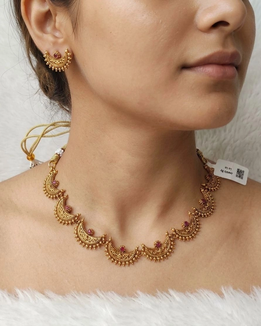 Maharashtrian Chandra Haar 1