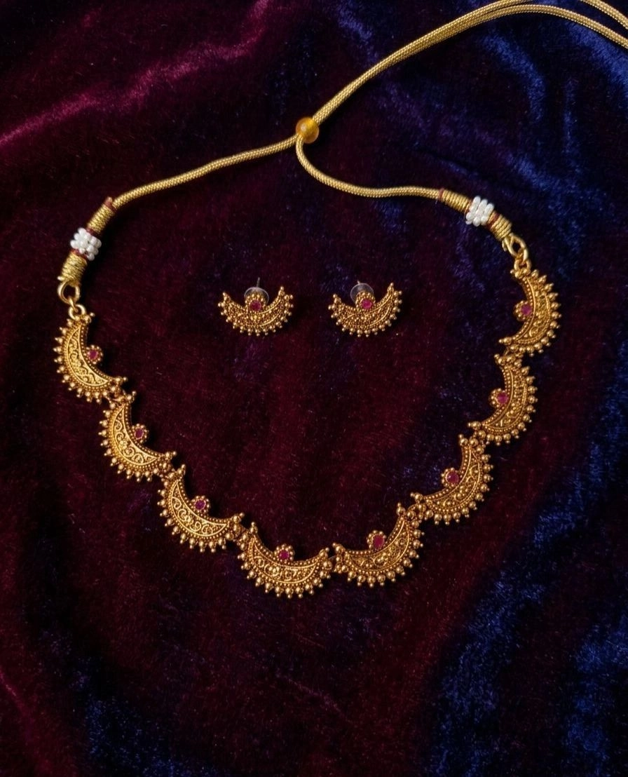 Maharashtrian Chandra Haar 2