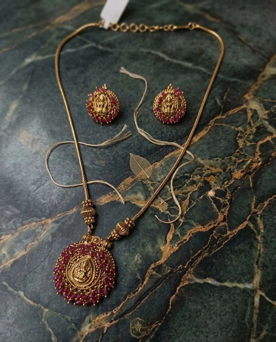 Traditional Temple Jewelry Set 2
