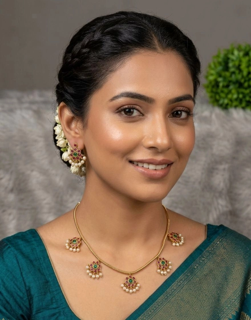 South Indian Attigai Necklace Set 1