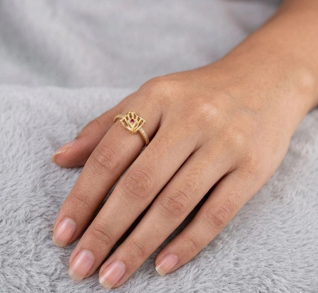Gold-Plated Finger Ring 1