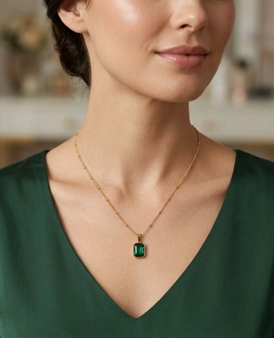 Emerald-cut green stone pendant necklace 1
