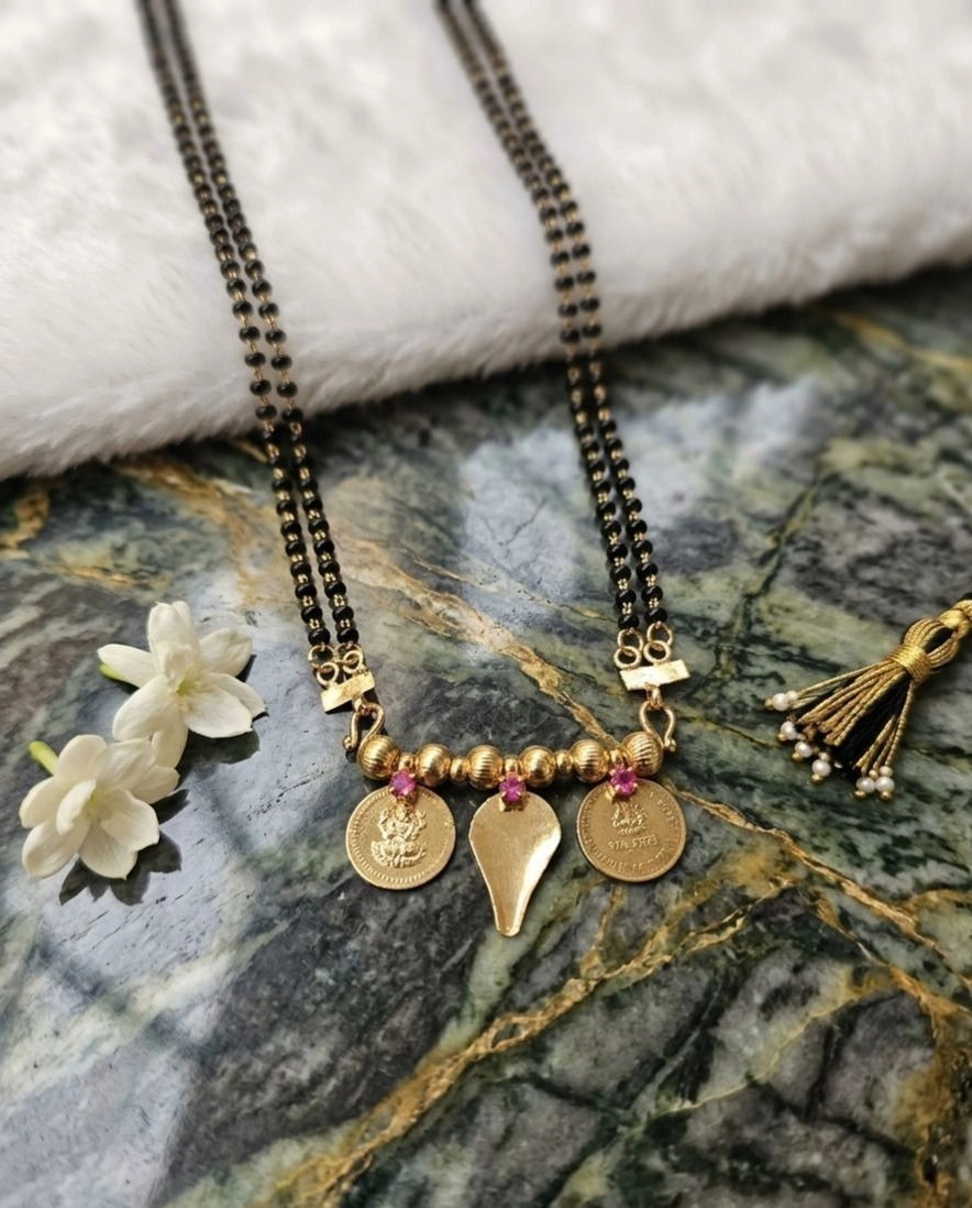 Traditional Kerala Style Ela Thali Karimani Mangalsutra 2