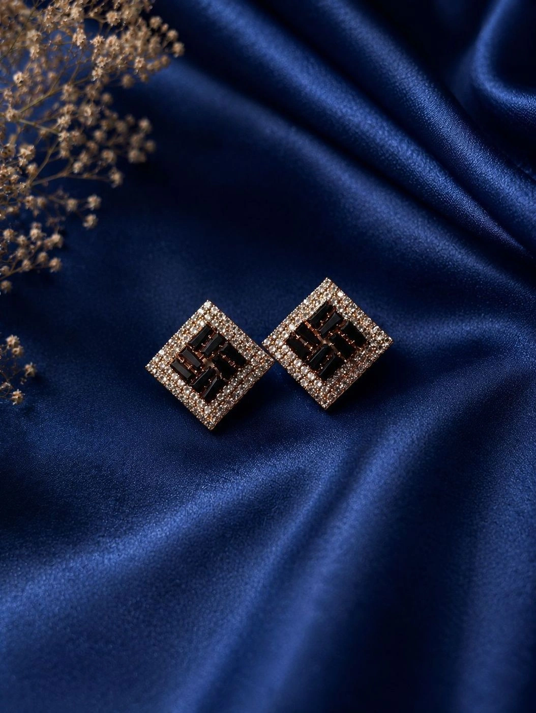 Geometric Square Stud Earrings 1