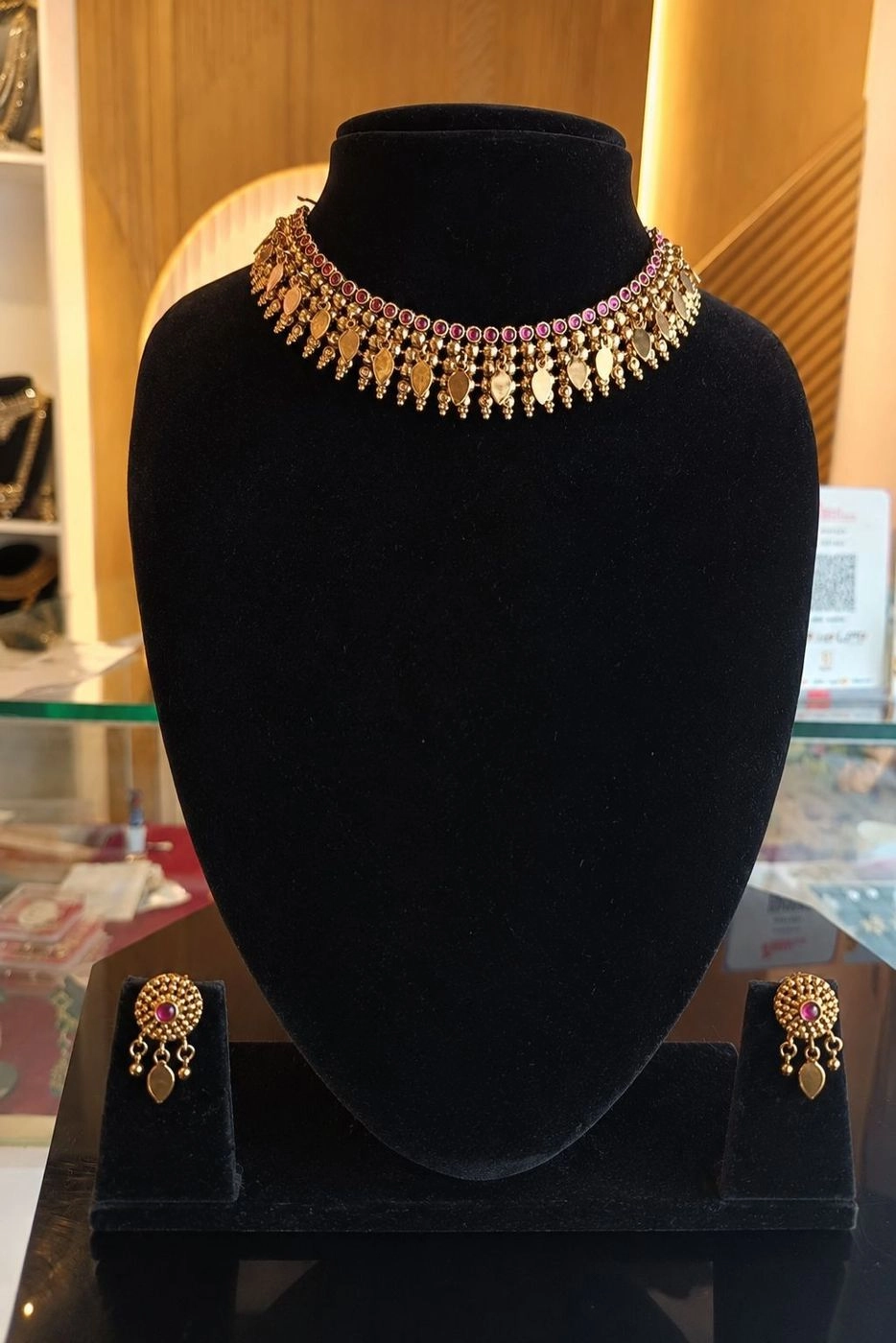 Elakathali choker necklace set 2