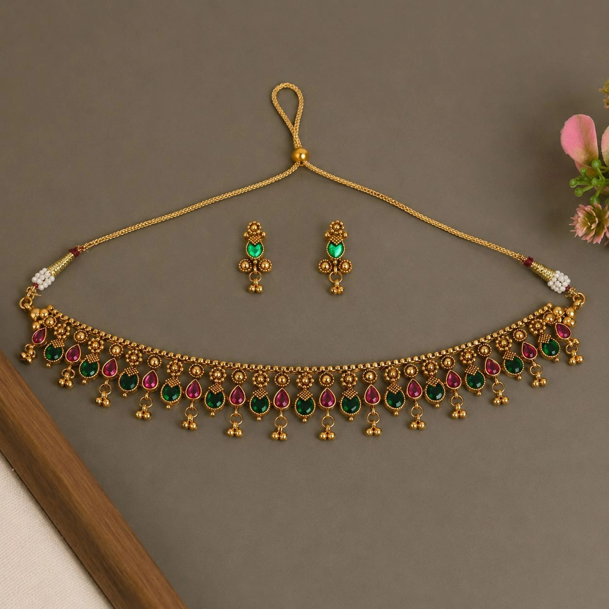Kerala-inspired Palakka floral choker 2