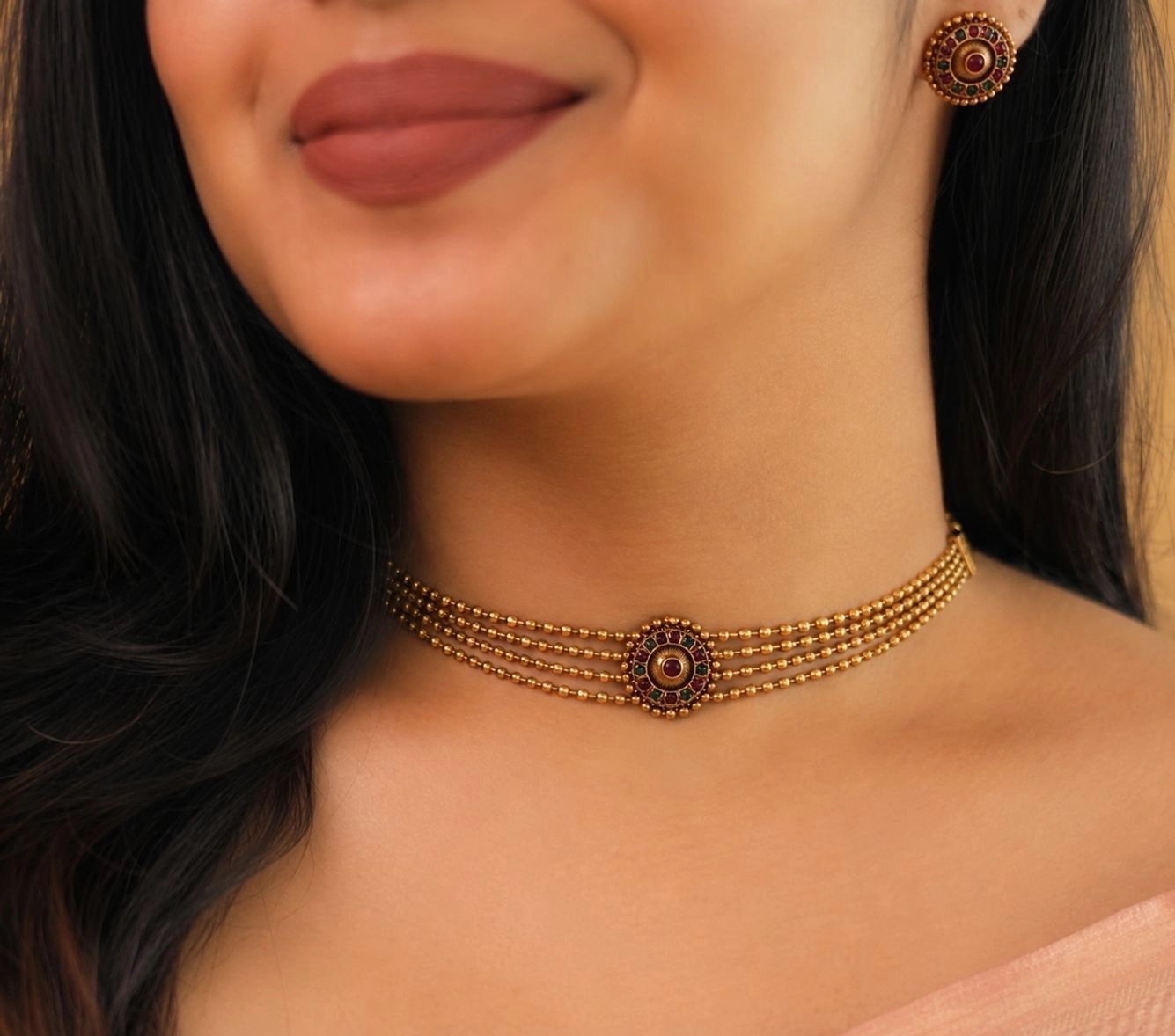 Antique gold-plated choker set 1
