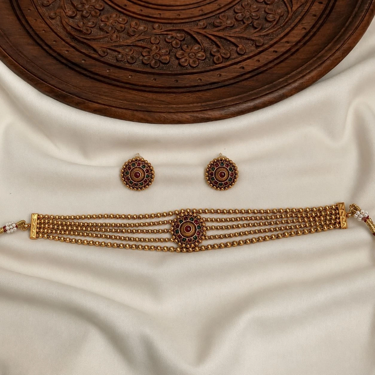 Antique gold-plated choker set 2