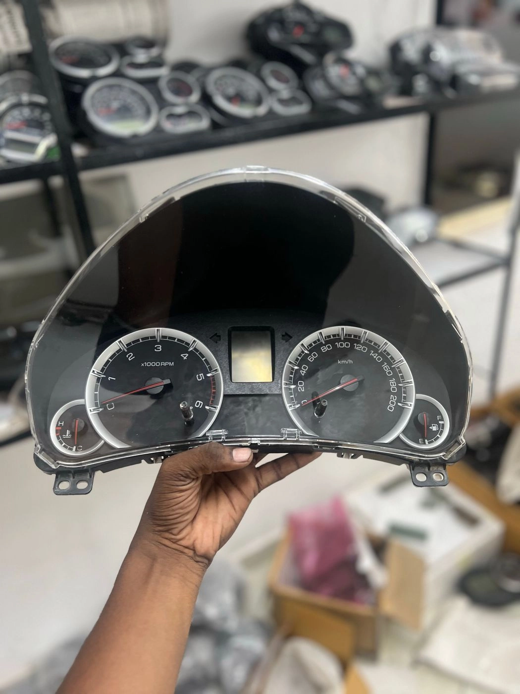 SWIFT TYPE SPEEDOMETER 6