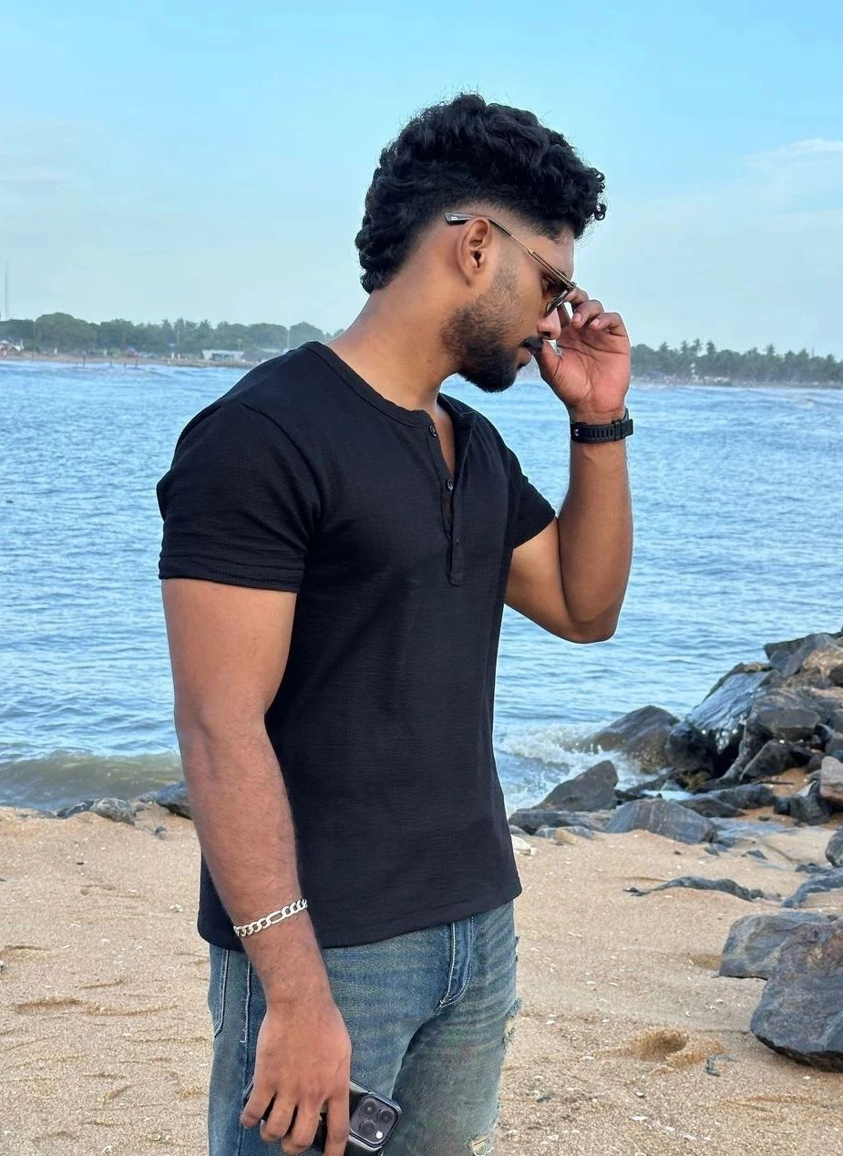 Half Black Henley - CLUB 010 2