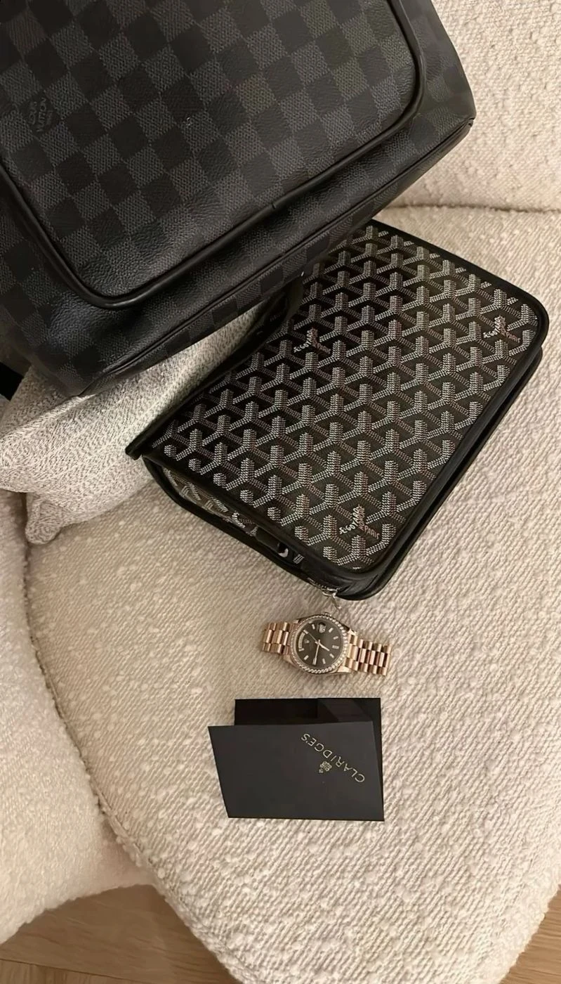 Carry Essentials