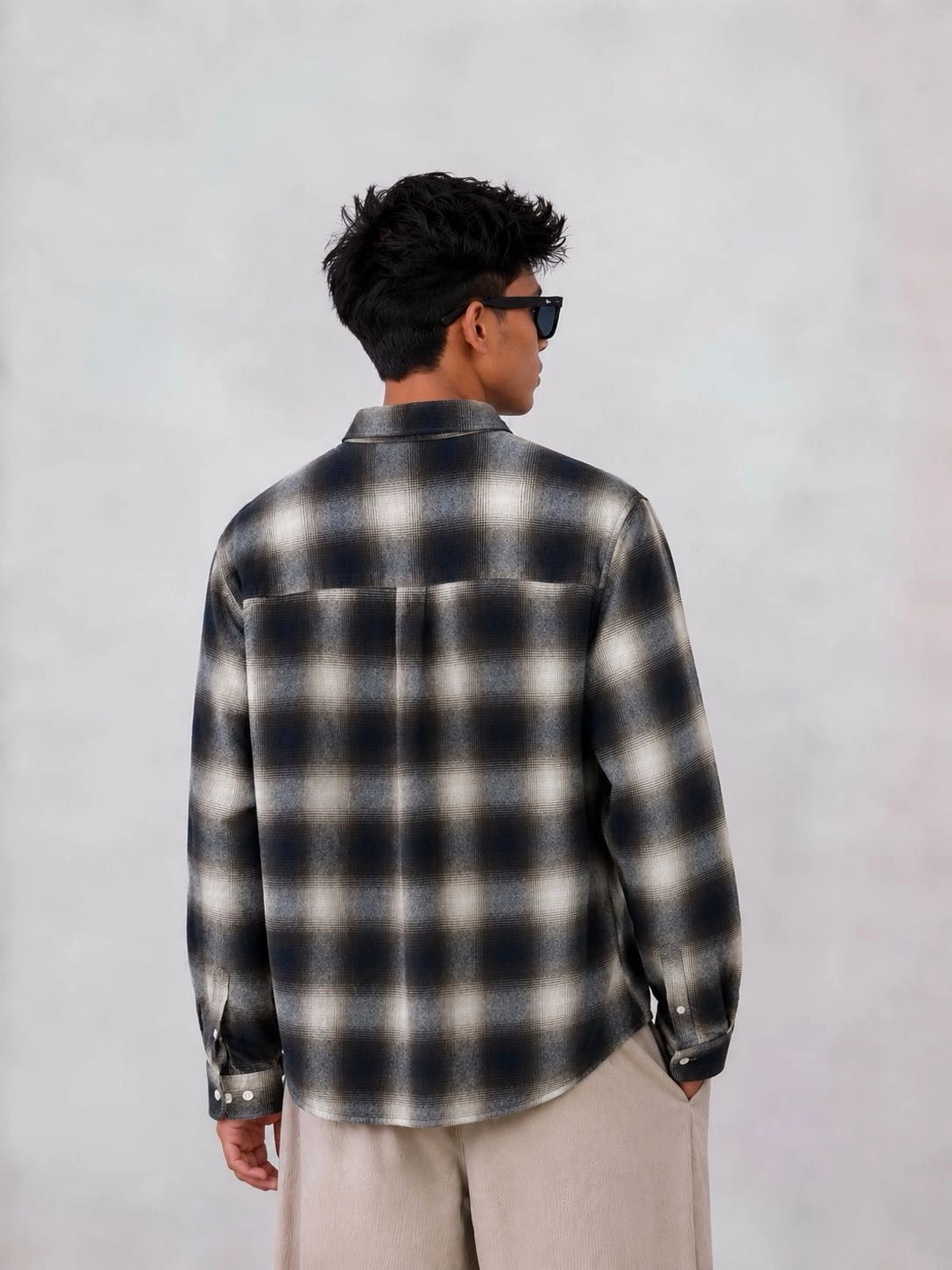 SMOKESTONE FLANNEL 2