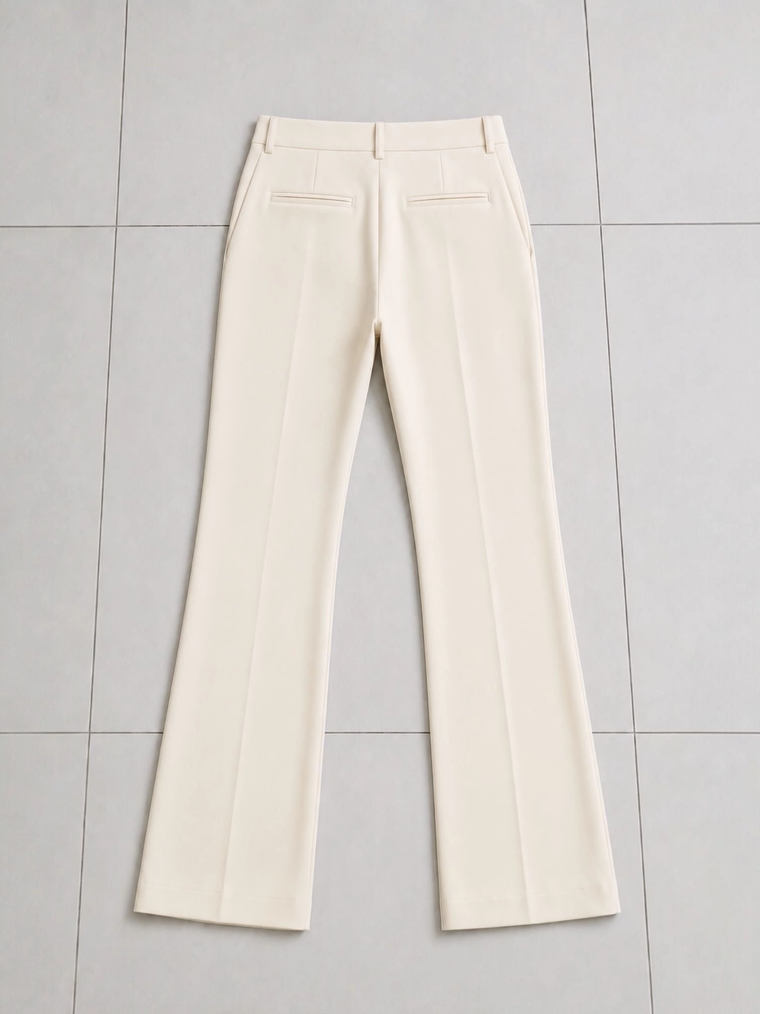 CLASSIC OFFWHITE 4