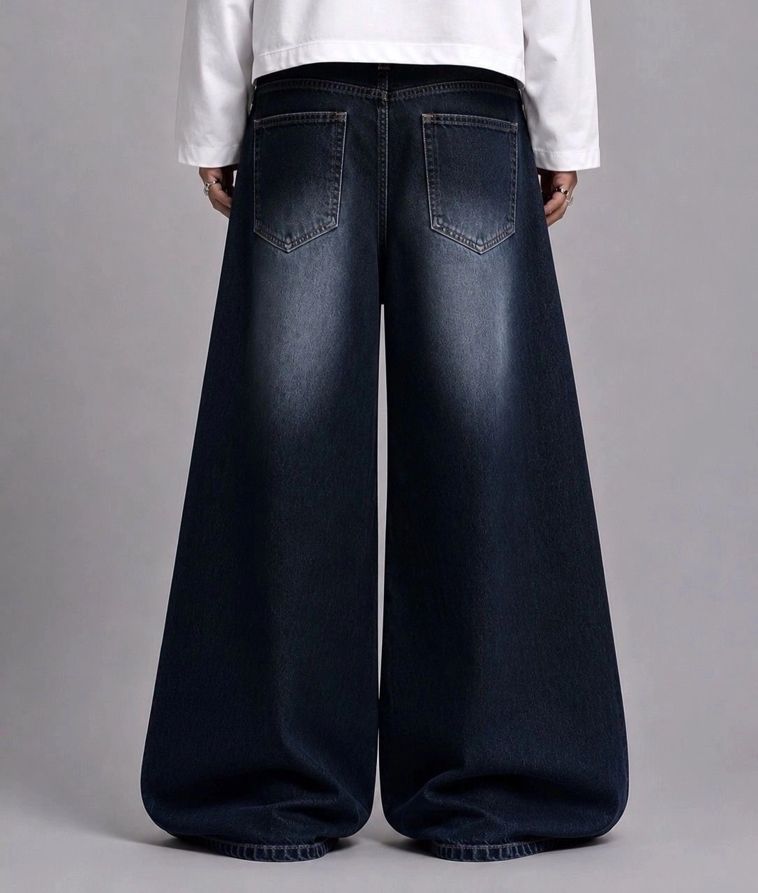DARK DISTRESSED 2