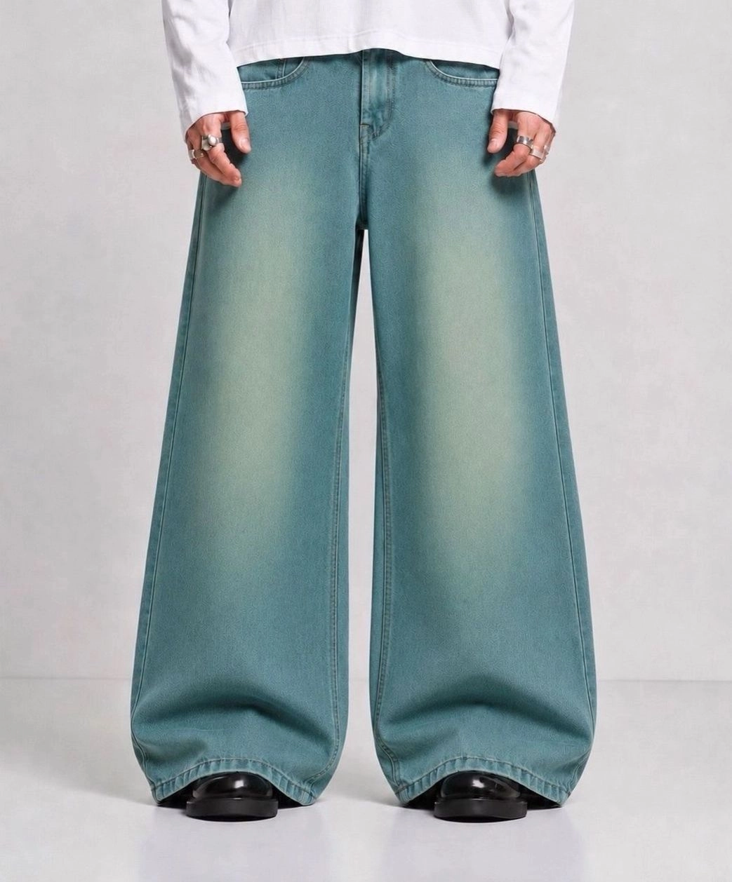 ARCTIC MINT 1