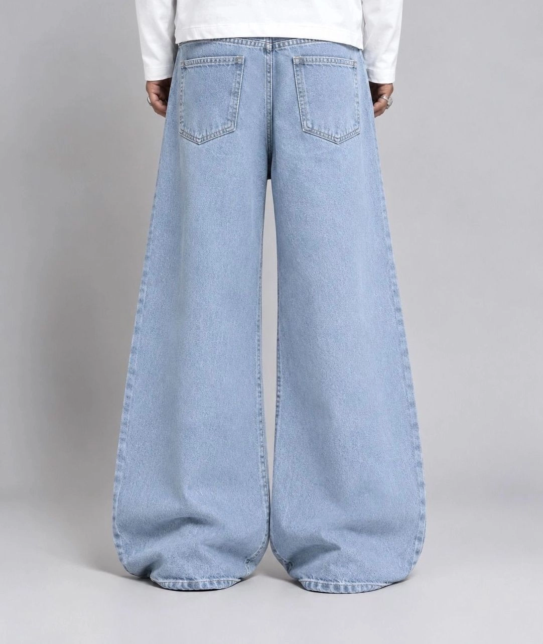 FROZEN DISTRESSED 2
