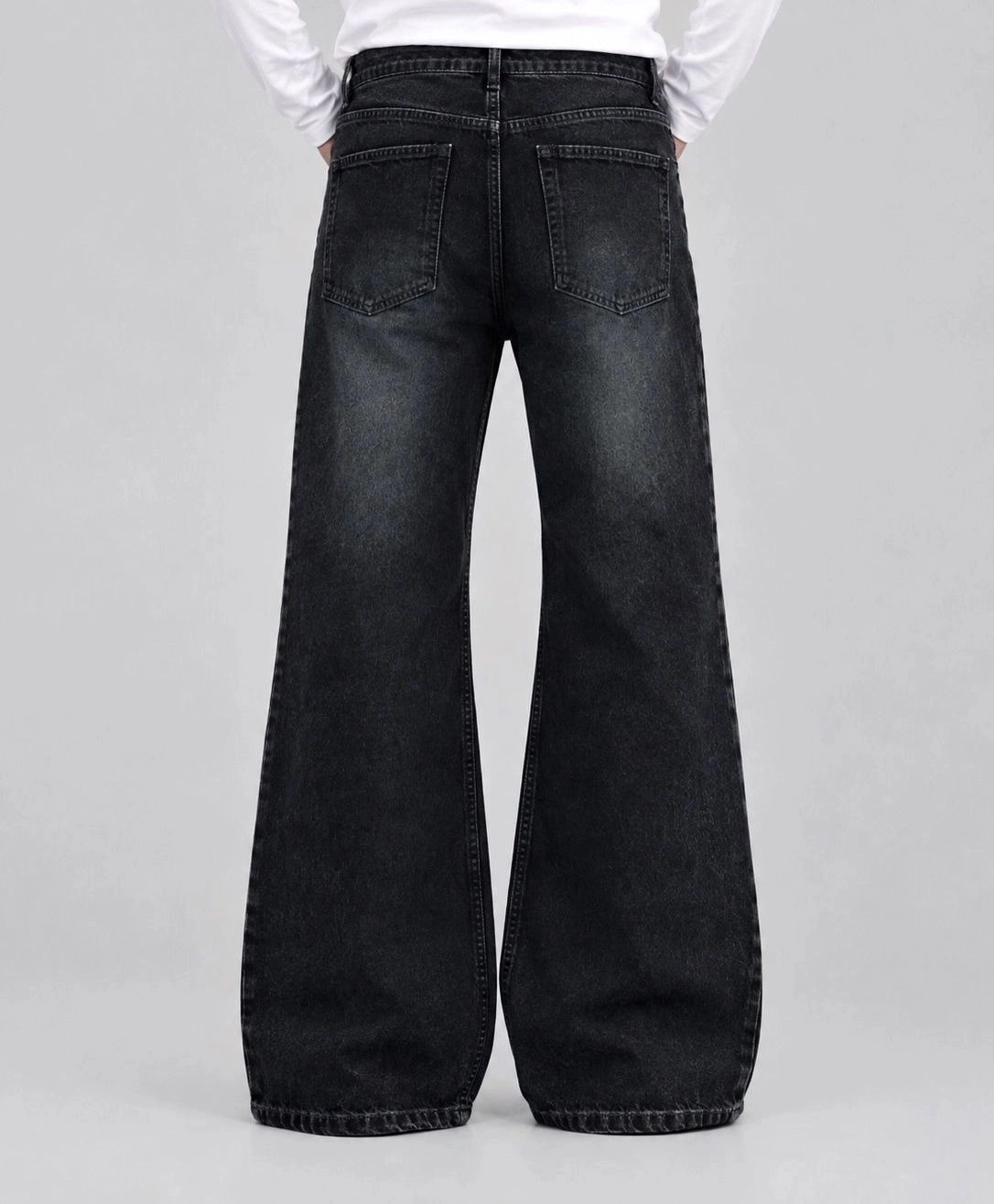 VINTAGE DARK BOOT 2