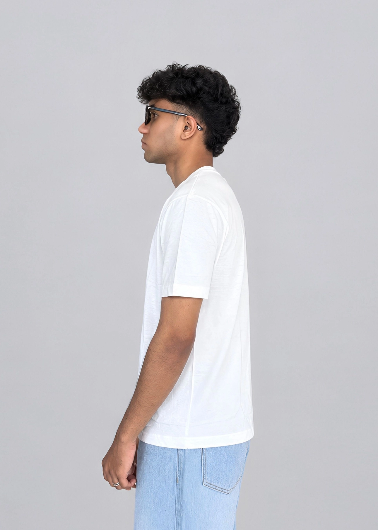 CLASSIC WHITE 2