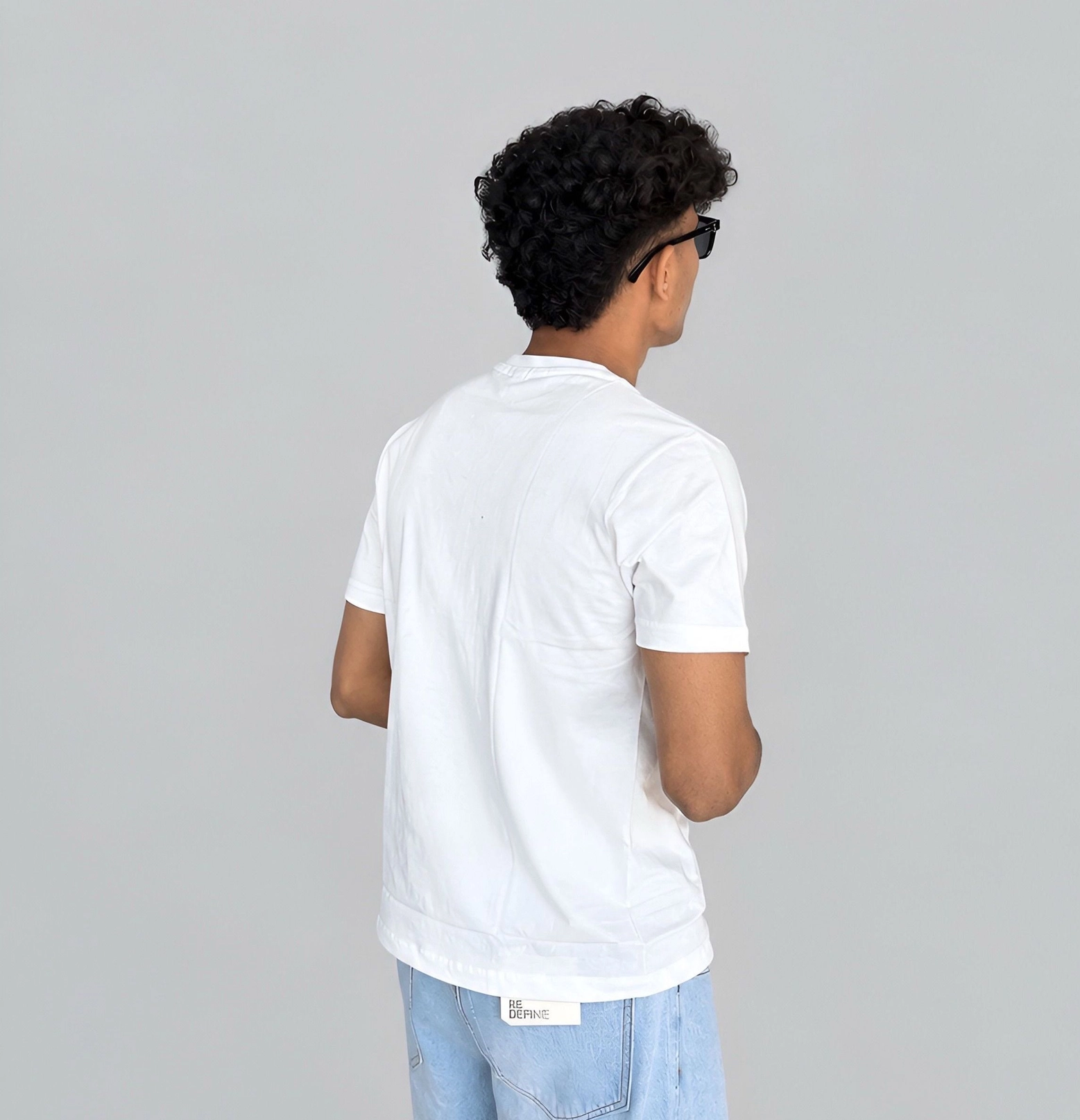 CLASSIC WHITE 3