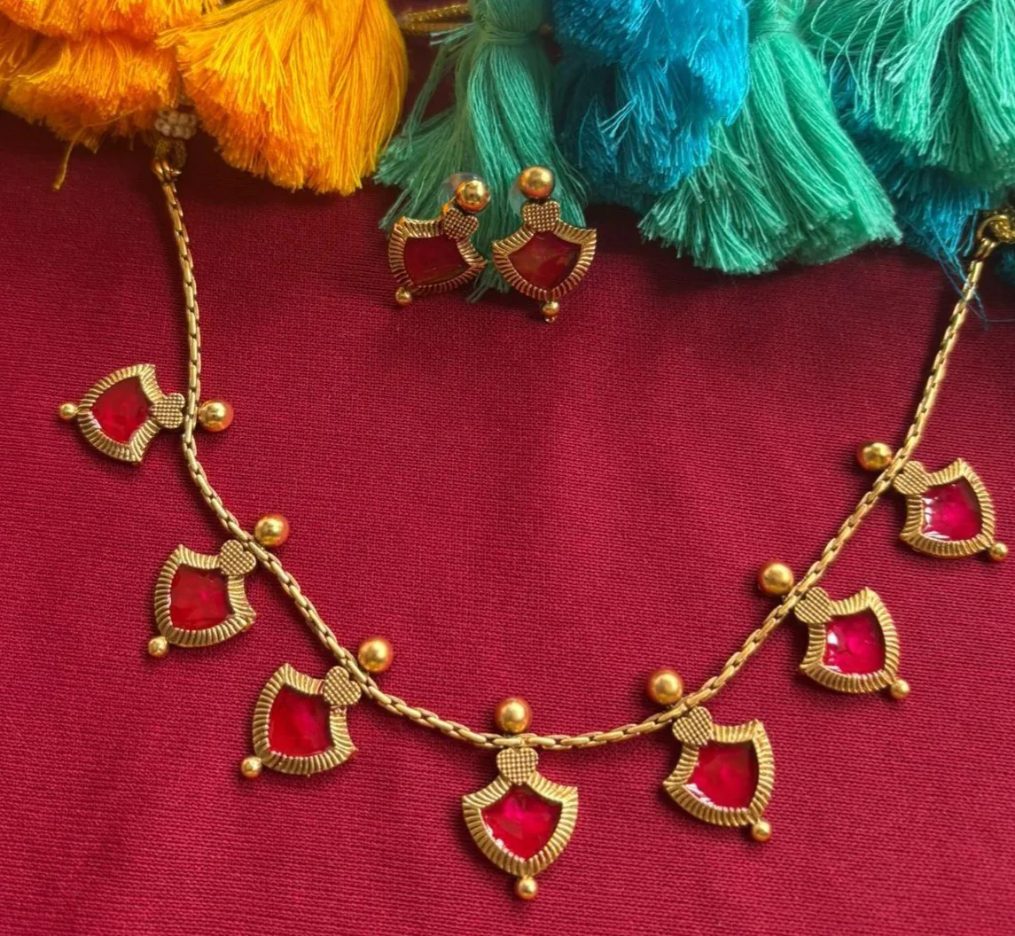 Ruby Antique Necklace Set