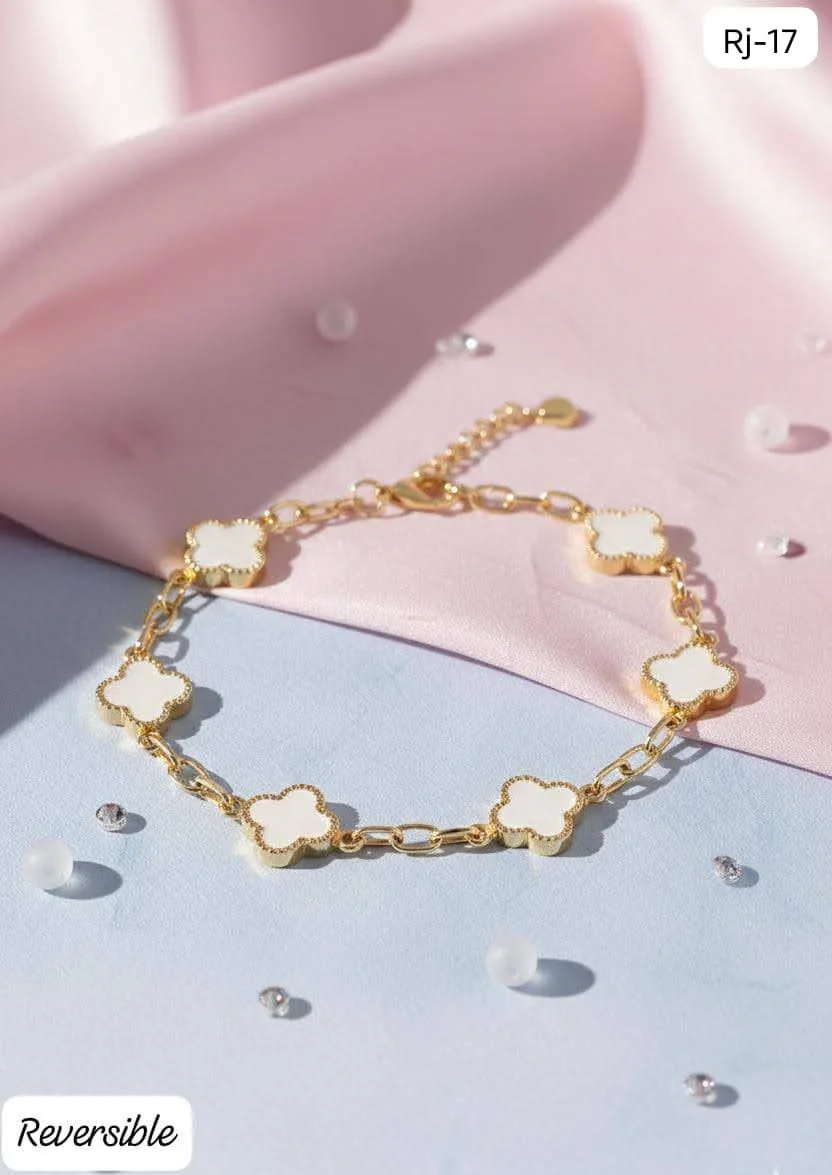 Reversible Clover Charm Gold Bracelet 4