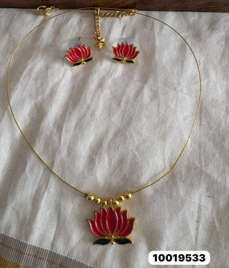 Invisible Lotus Matte Gold Necklace Set – Elegant Ethnic Jewellery for Women