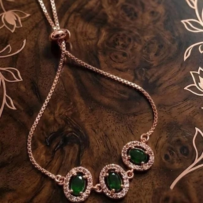 Royal Emerald Glow Adjustable Bracelet – Elegant Rose Gold Designer Bracelet for Women 2