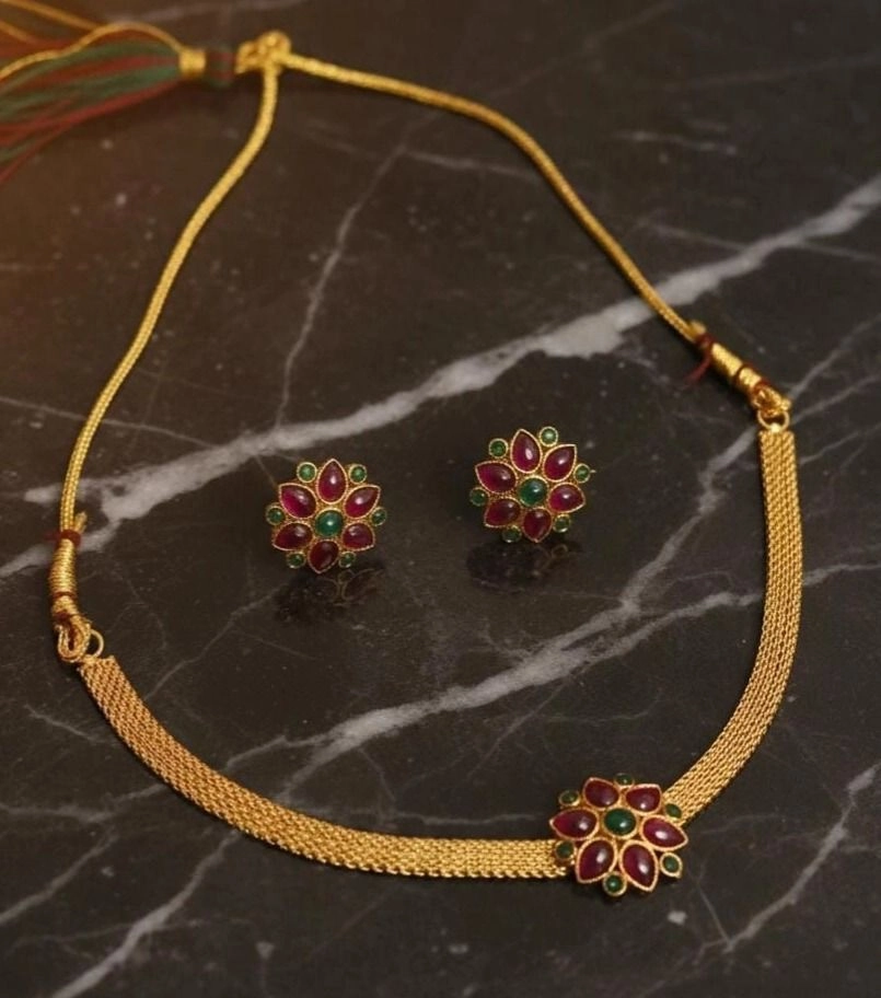 Royal Kemp Flower Choker Set – Traditional Matte Gold Temple Jewellery