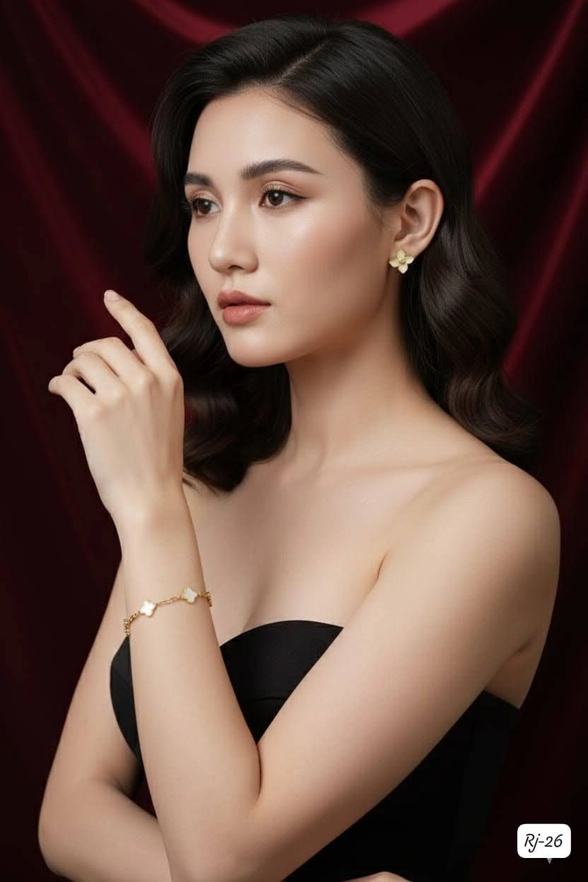 Elegant Clover Charm Bracelet & Floral Stud Earrings Set – Premium Gold Finish Jewellery