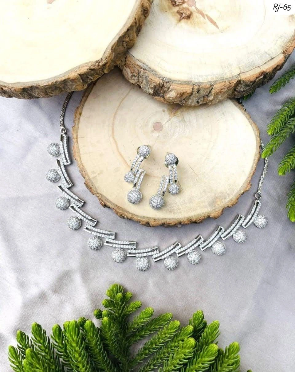 Diamond Sparkle Elegant Necklace Set – Premium Silver Finish Party Wear Jewellery 2