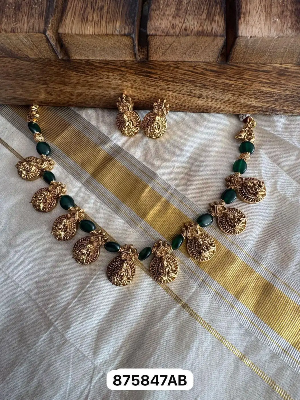 Royal Lakshmi Temple Pendant Necklace Set – Antique Gold Ethnic Jewellery 2