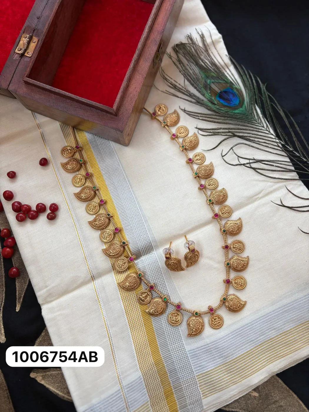 Royal Sanika Long Haram