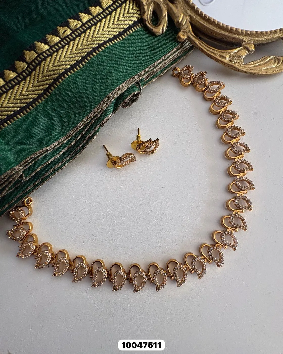 Elegant Crystal Stone Necklace Set