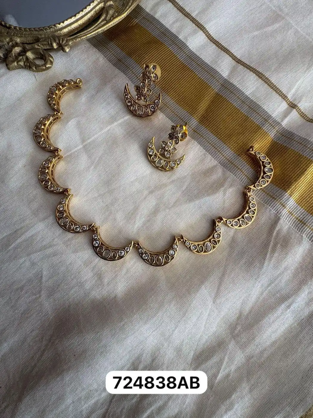 Chandrika Luxe Half Moon Necklace Set 3