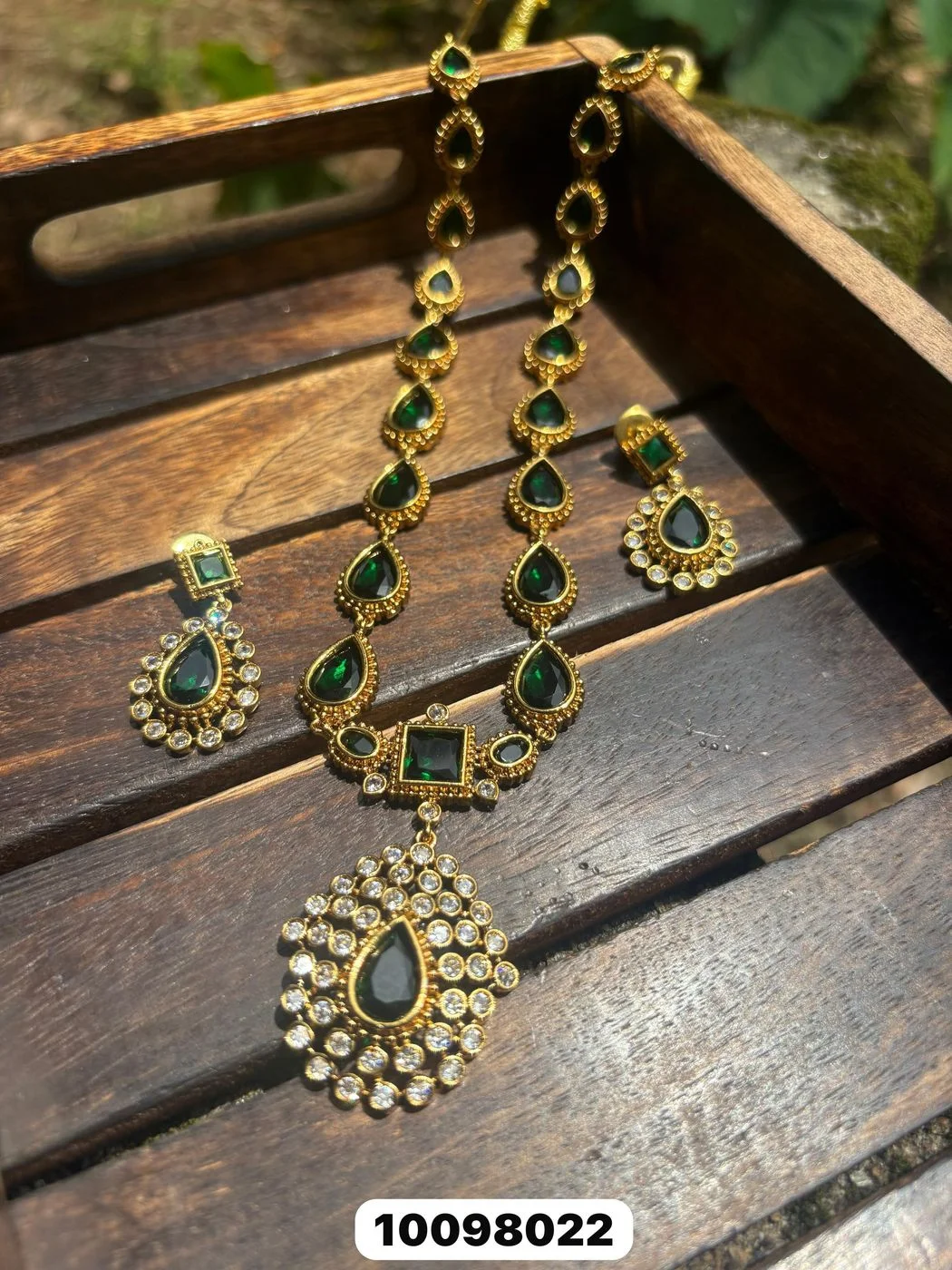 Vishu Special Jyothika-Inspired Long Haram Set 2