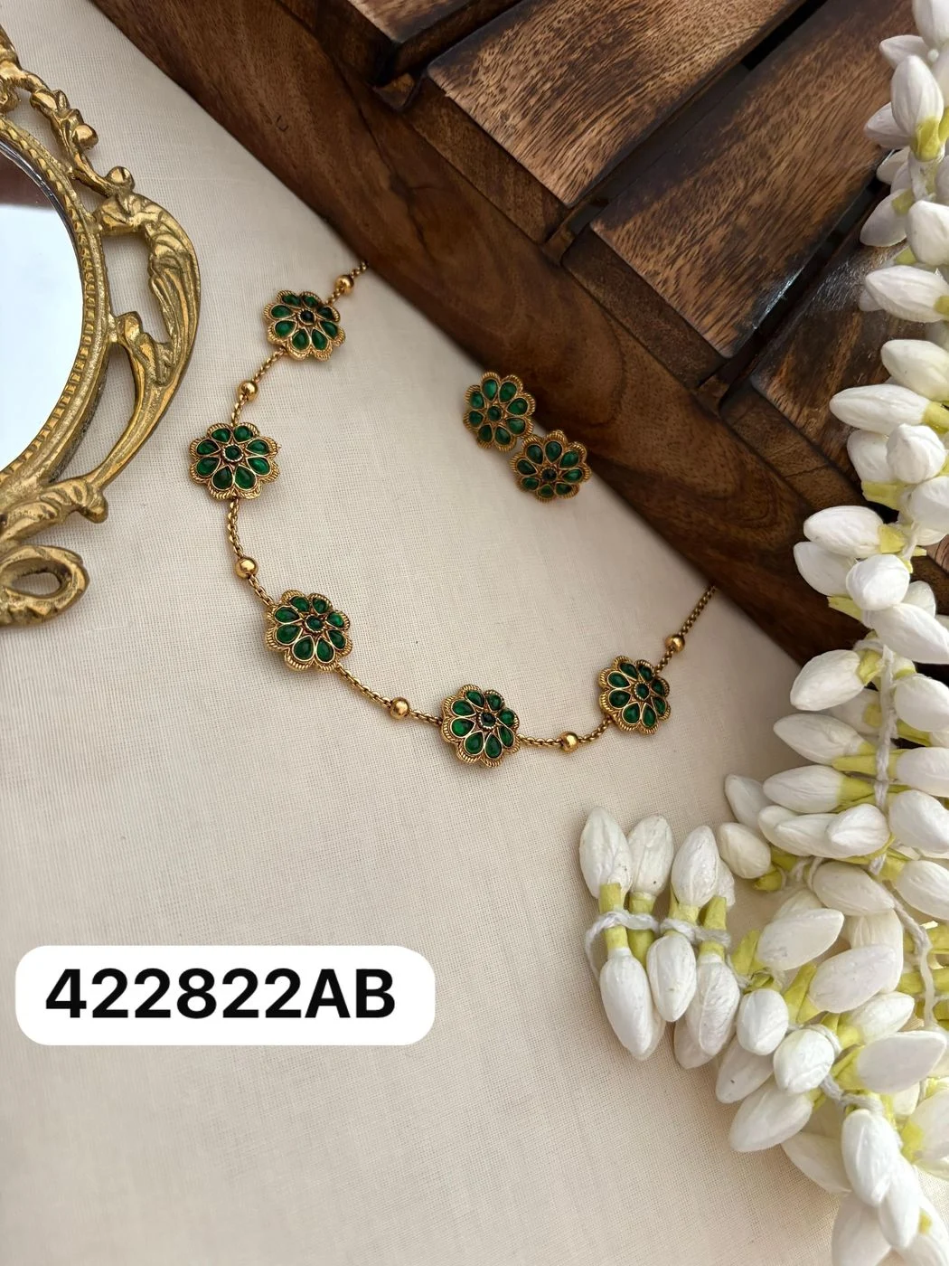 Floral Stone Necklace Set