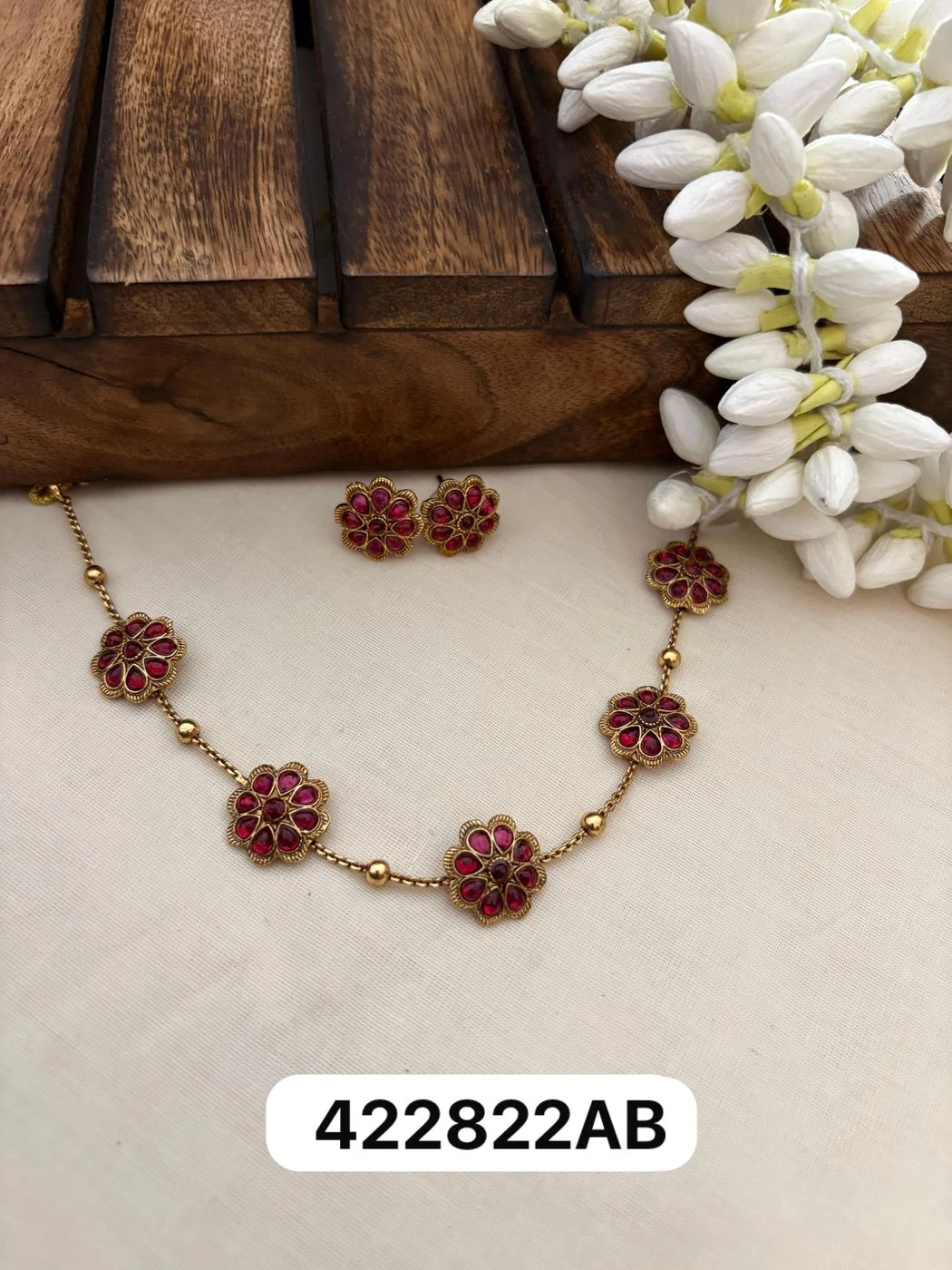 Floral Stone Necklace Set 2