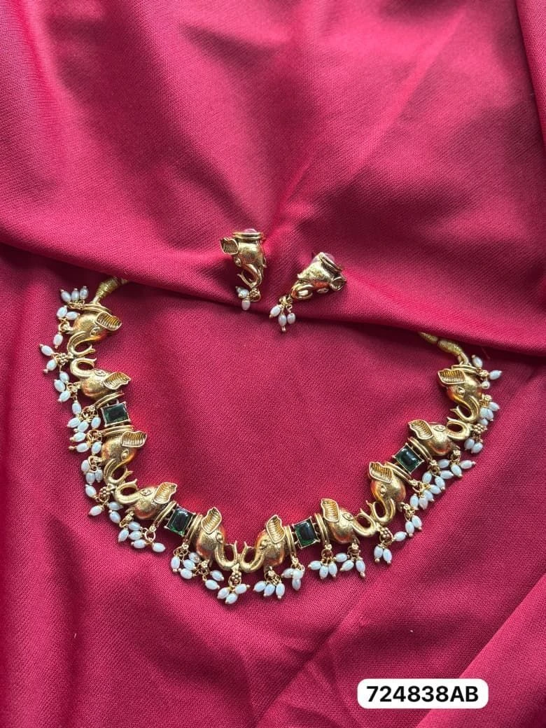 Royal Emli Antique Temple Necklace Set 3