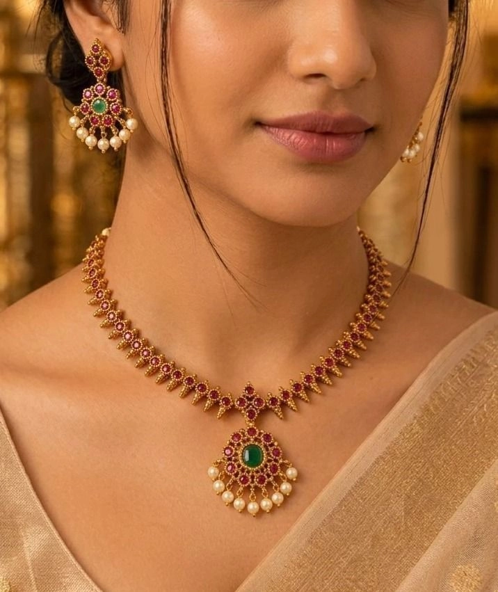 Anvika Vishu Royal Necklace Set 1