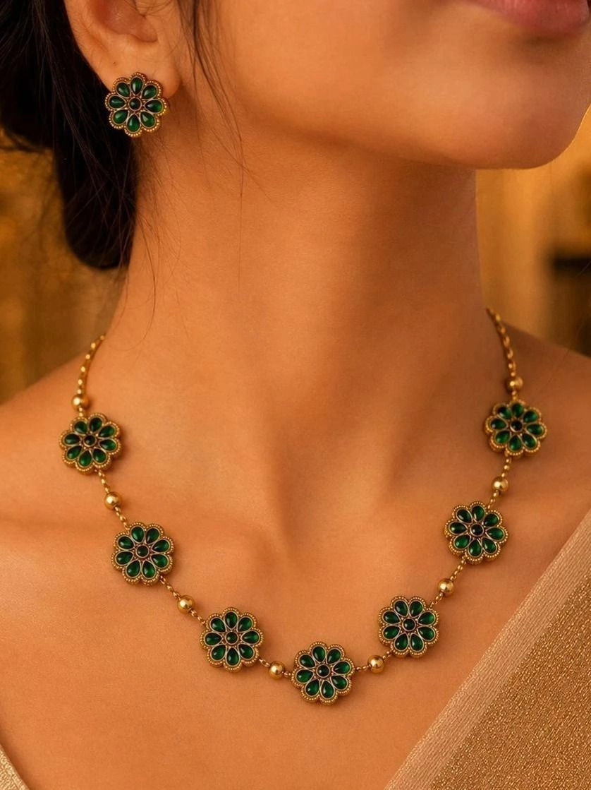 Floral Stone Necklace Set 1