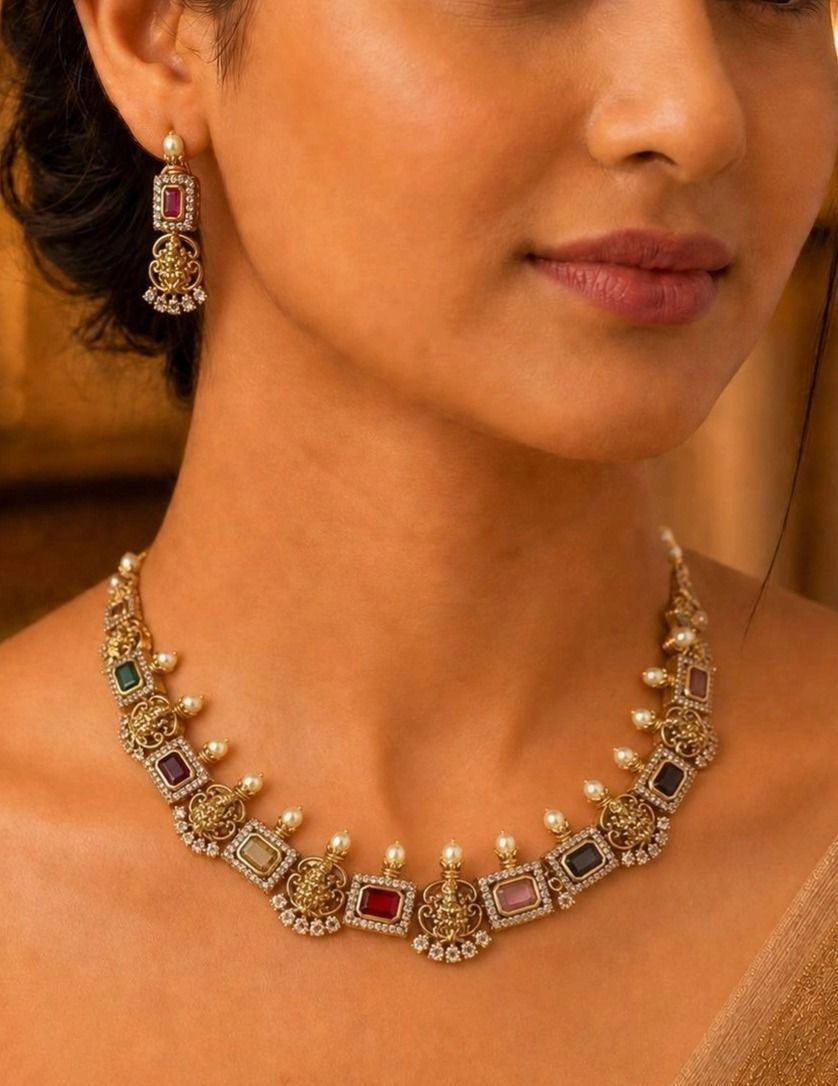 Vishu Shaanvi Lakshmi Stone Necklace Set 1